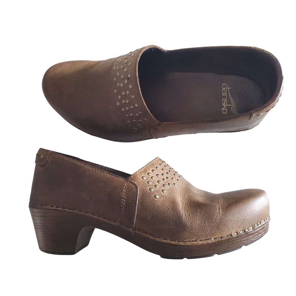 Dansko Brown Leather Studded Block Heel Clogs Mules‎ Women 39 US 8.5-9